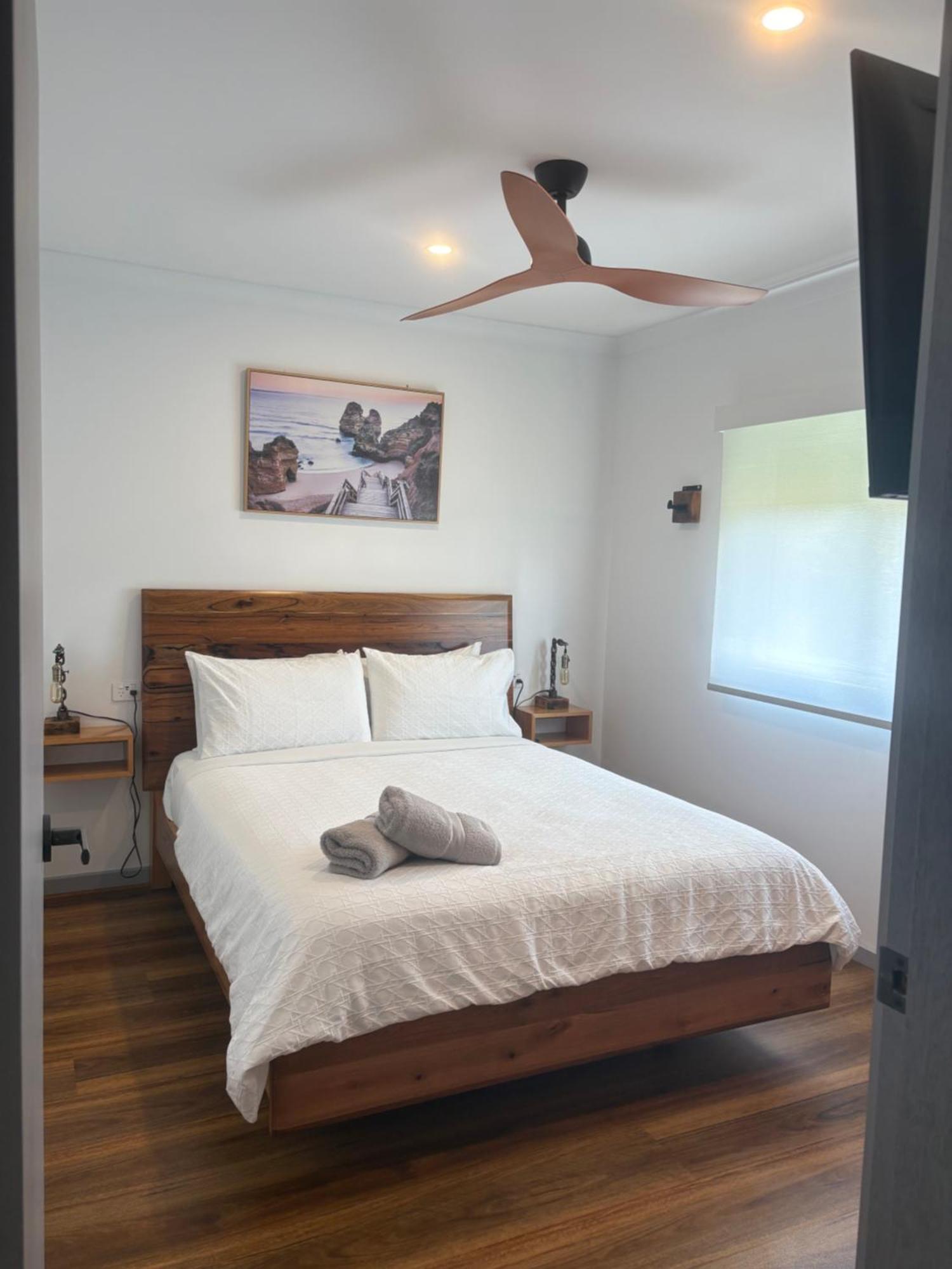 Luxury Holiday Unit 8Min Walk To Town Center With Boat Parking Mallacoota Dış mekan fotoğraf